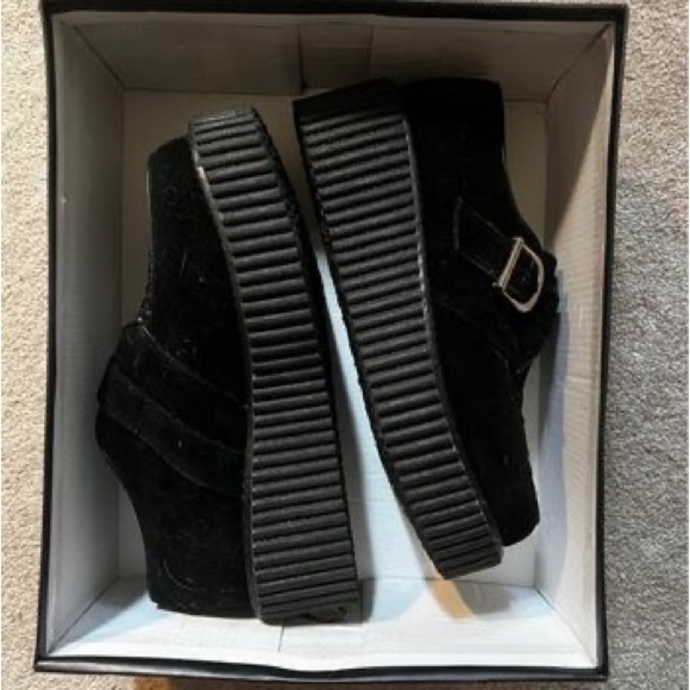 Demonia Creeper-118 Black Vegan Suede